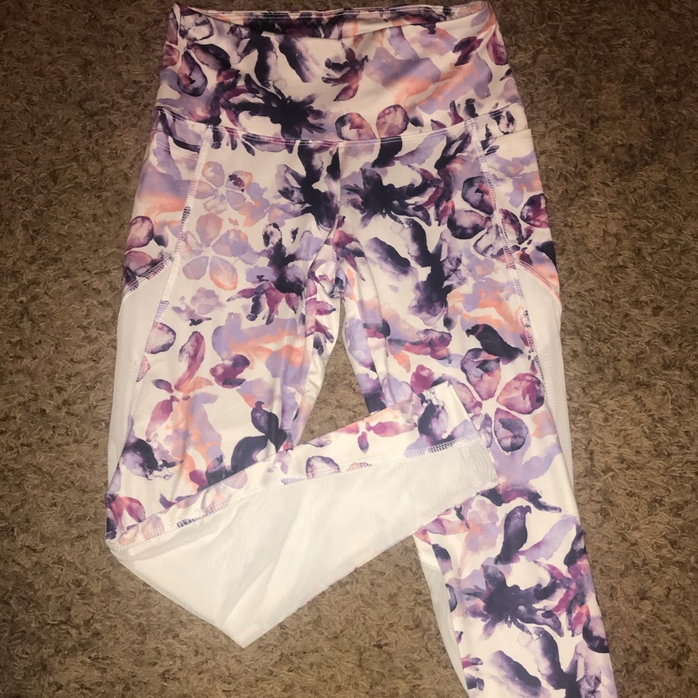 Bally Total Fitness Floral Leggings